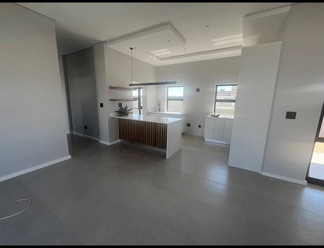 3 BEDROOM HOUSE FOR SALE IN SANDOWN